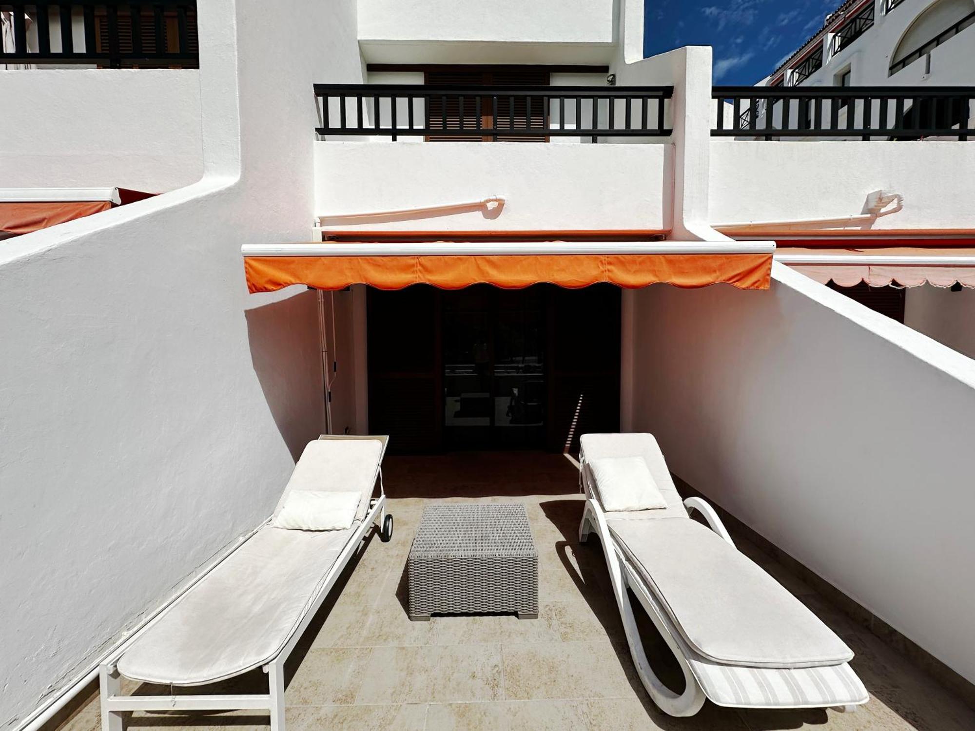 Classbnb - 3 Apartments 50M From The Las Americas Promenade Арона Екстериор снимка