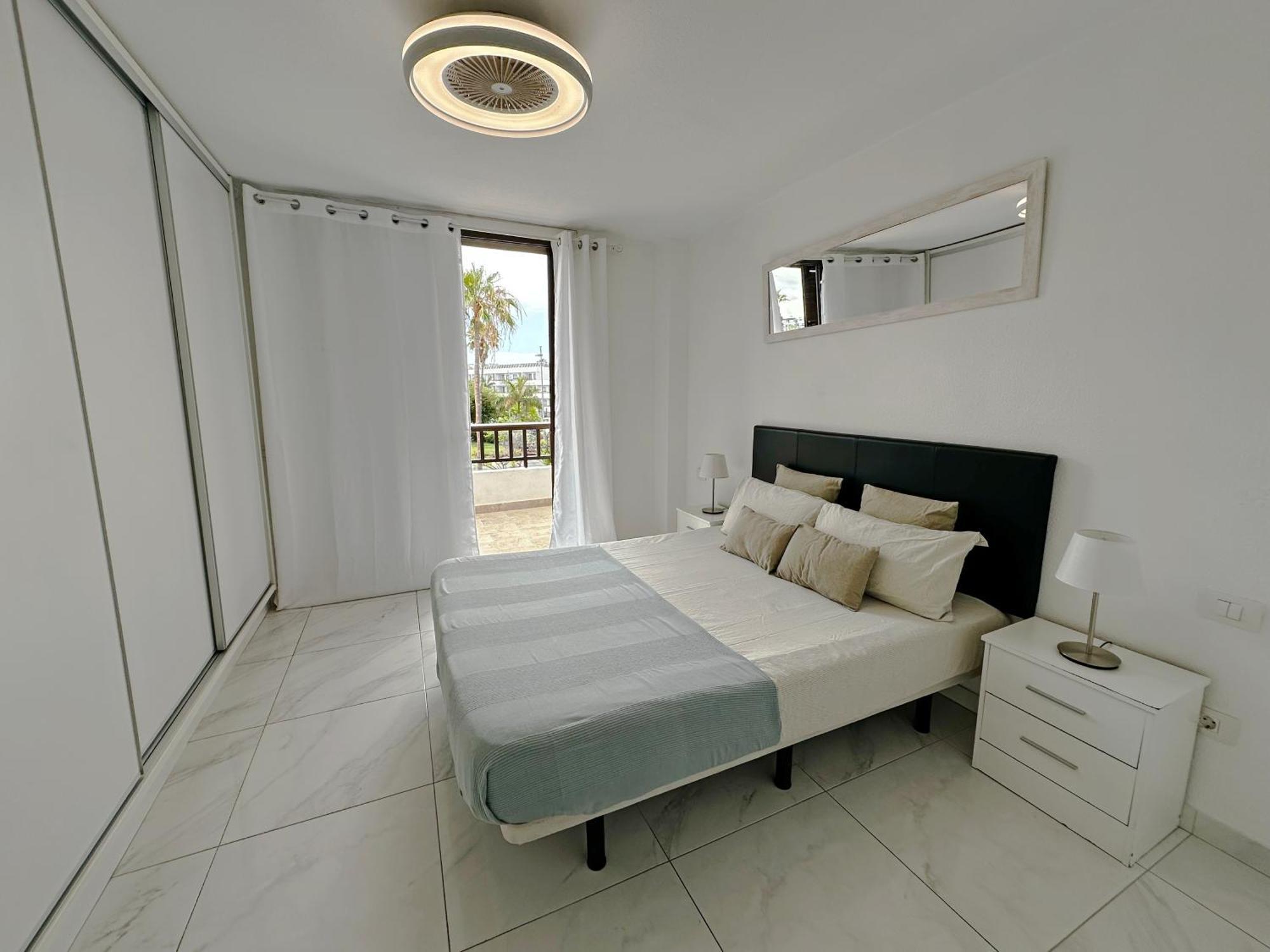 Classbnb - 3 Apartments 50M From The Las Americas Promenade Арона Екстериор снимка
