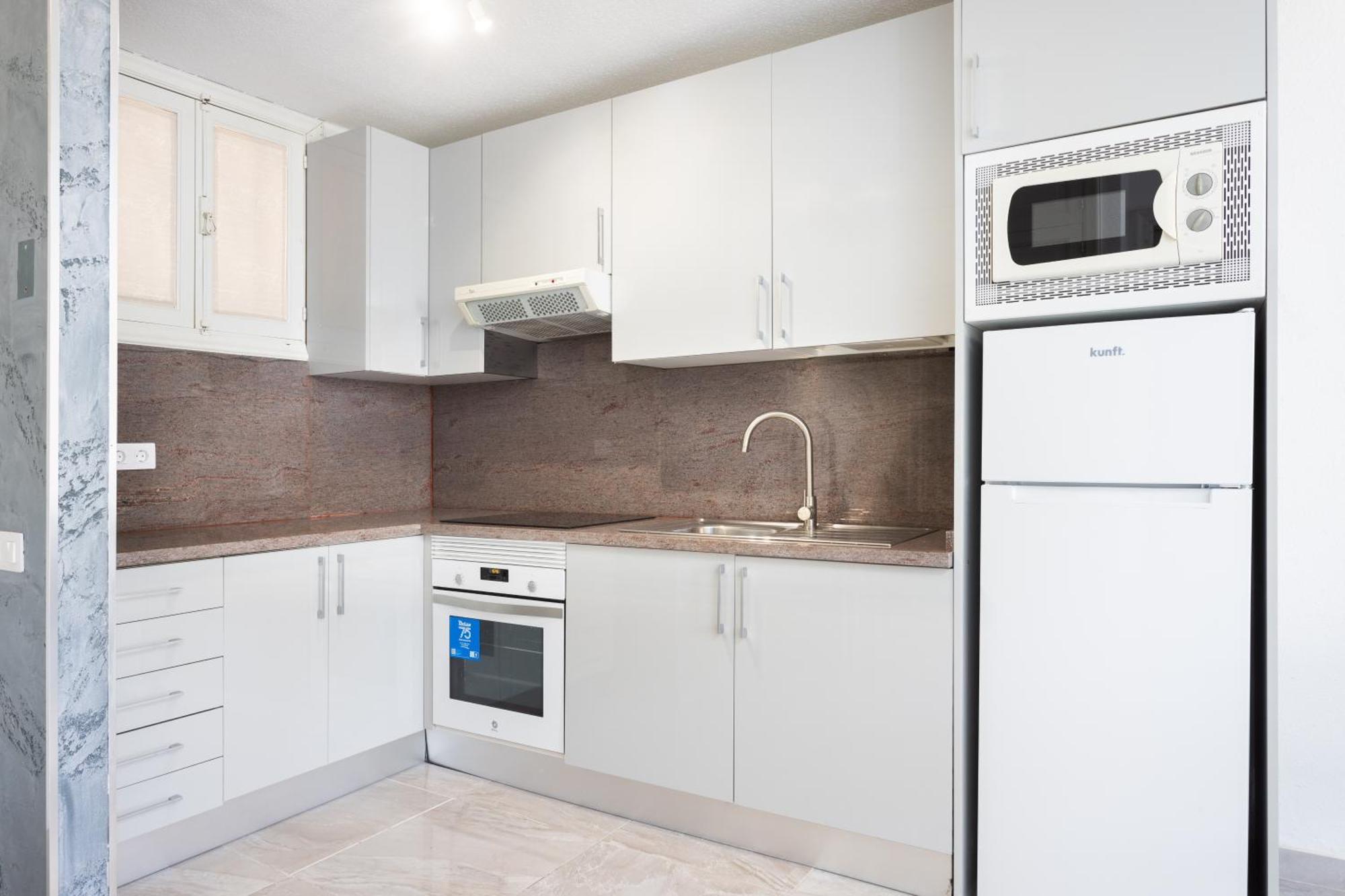 Classbnb - 3 Apartments 50M From The Las Americas Promenade Арона Екстериор снимка