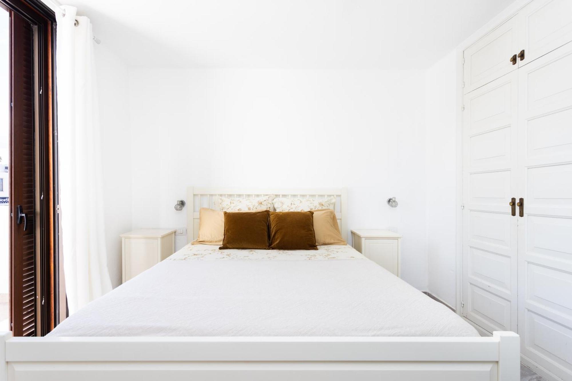 Classbnb - 3 Apartments 50M From The Las Americas Promenade Арона Екстериор снимка