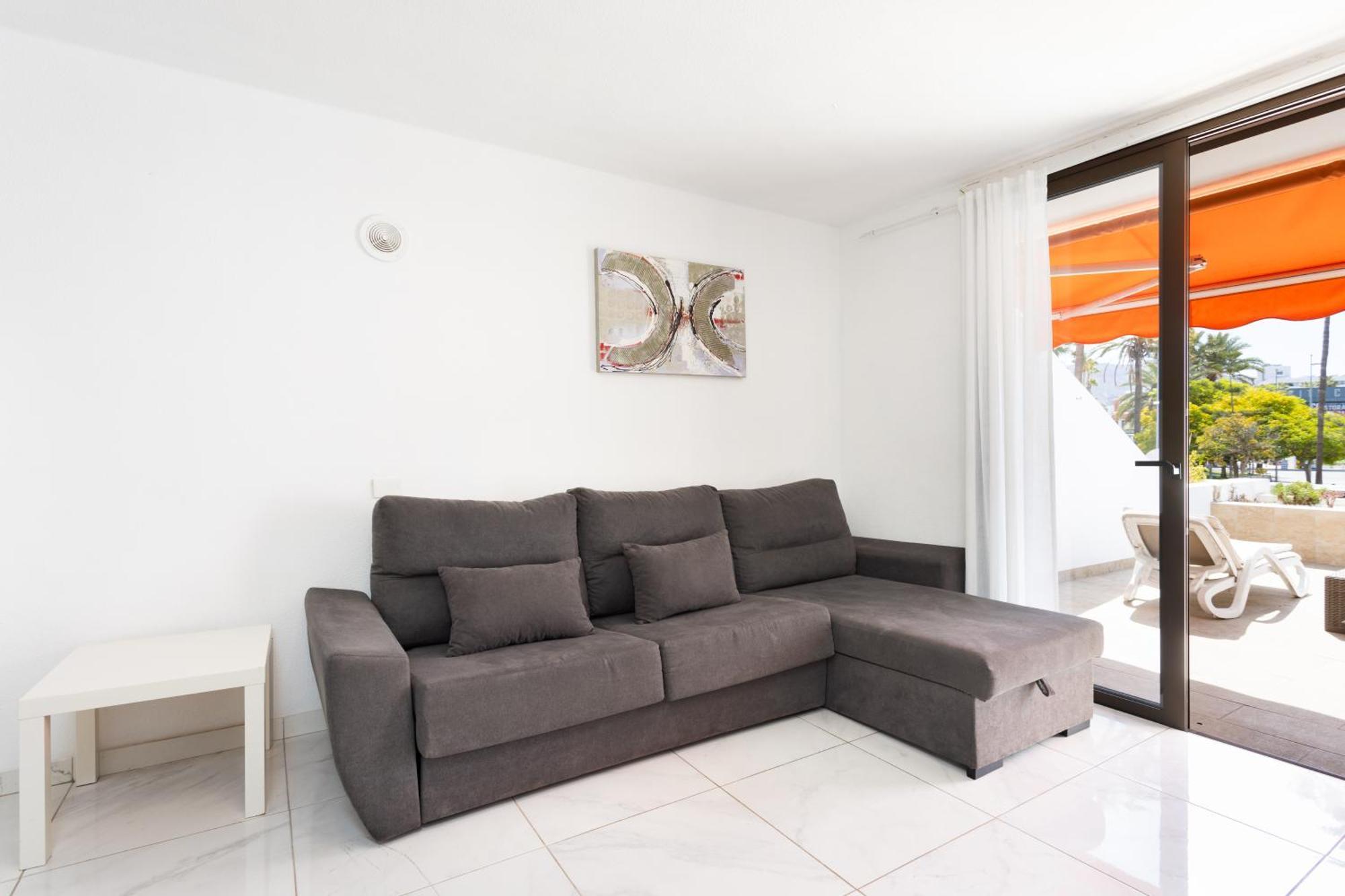 Classbnb - 3 Apartments 50M From The Las Americas Promenade Арона Екстериор снимка