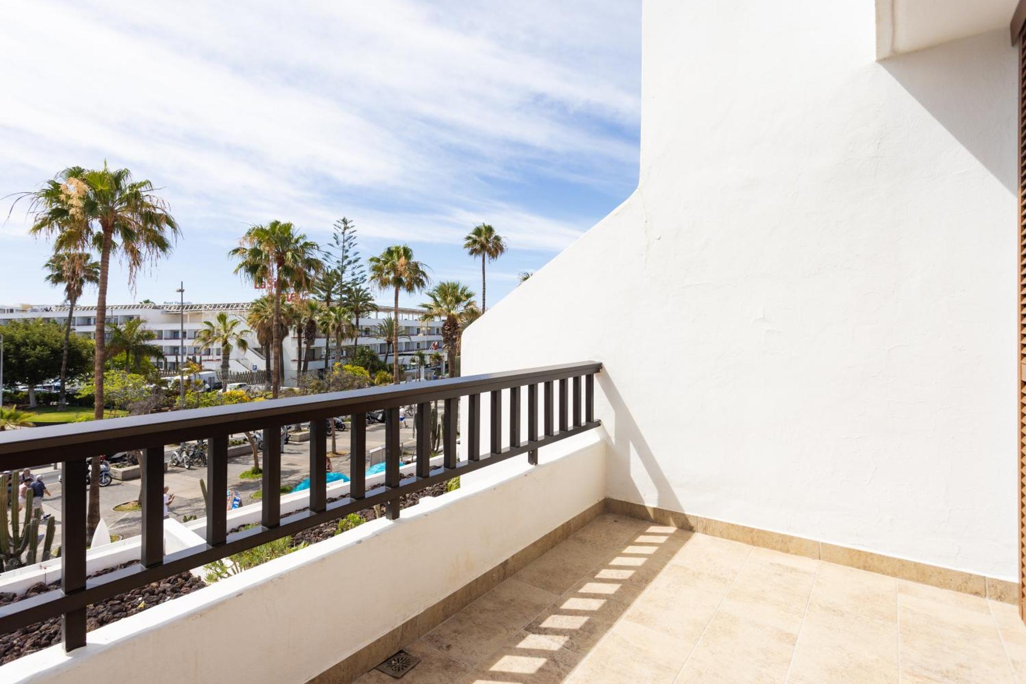 Classbnb - 3 Apartments 50M From The Las Americas Promenade Арона Екстериор снимка